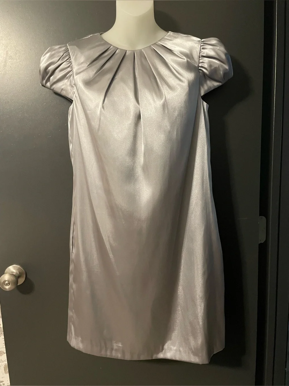 London Times Silver Satin Puff Sleeve Shift Dress Size 6 MCM vibes